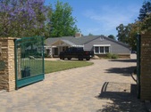 Enlarge photo 1