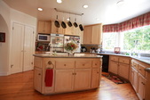Enlarge photo 17