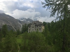 Enlarge photo 38