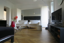 Enlarge photo 18