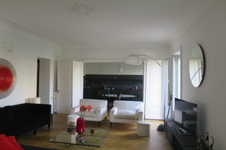 Enlarge photo 51
