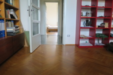Enlarge photo 69