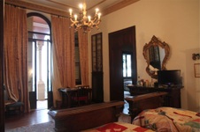 Enlarge photo 73