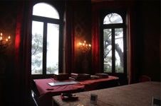 Enlarge photo 1