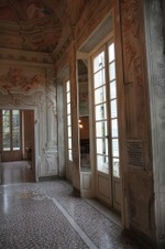 Enlarge photo 12