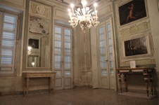 Enlarge photo 47