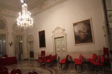 Enlarge photo 75