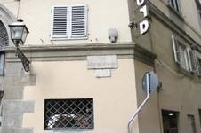 Enlarge photo 88