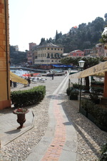Enlarge photo 48