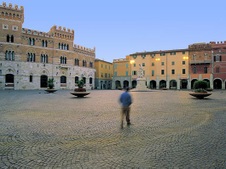 Enlarge photo 13