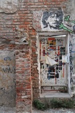 Enlarge photo 96