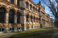 Enlarge photo 17