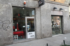 Enlarge photo 12