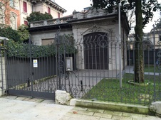 Enlarge photo 75