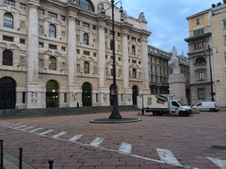 Enlarge photo 81