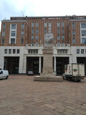 Enlarge photo 92