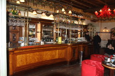 Enlarge photo 2