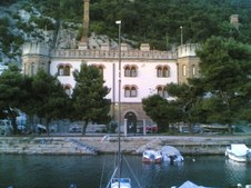 Enlarge photo 11
