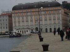 Enlarge photo 33