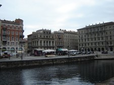 Enlarge photo 41