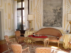 Enlarge photo 69