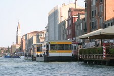 Enlarge photo 42
