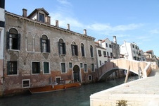 Enlarge photo 11