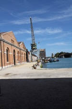 Enlarge photo 17