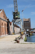 Enlarge photo 18