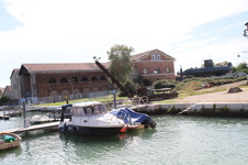 Enlarge photo 36