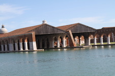 Enlarge photo 47