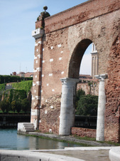 Enlarge photo 91