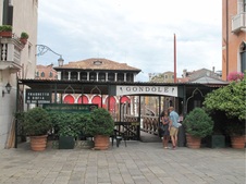 Enlarge photo 11