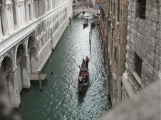 Enlarge photo 33