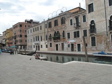 Enlarge photo 59