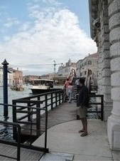Enlarge photo 75