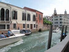 Enlarge photo 103