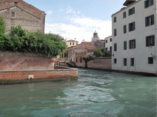 Enlarge photo 104
