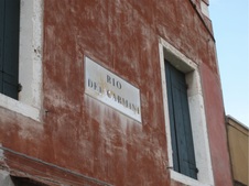 Enlarge photo 106