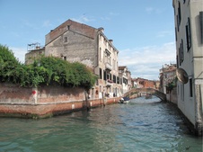 Enlarge photo 107
