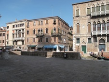 Enlarge photo 129