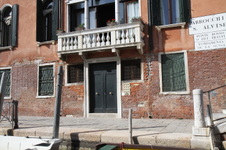 Enlarge photo 10