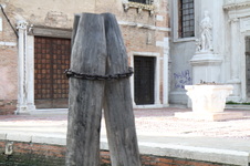 Enlarge photo 45