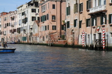 Enlarge photo 57