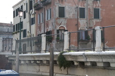 Enlarge photo 61