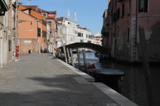 Enlarge photo 88