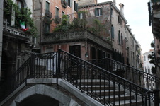 Enlarge photo 128