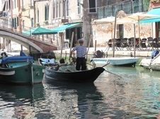 Enlarge photo 19
