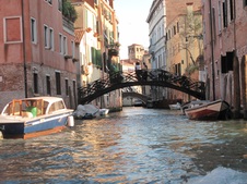 Enlarge photo 38