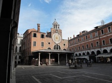 Enlarge photo 44